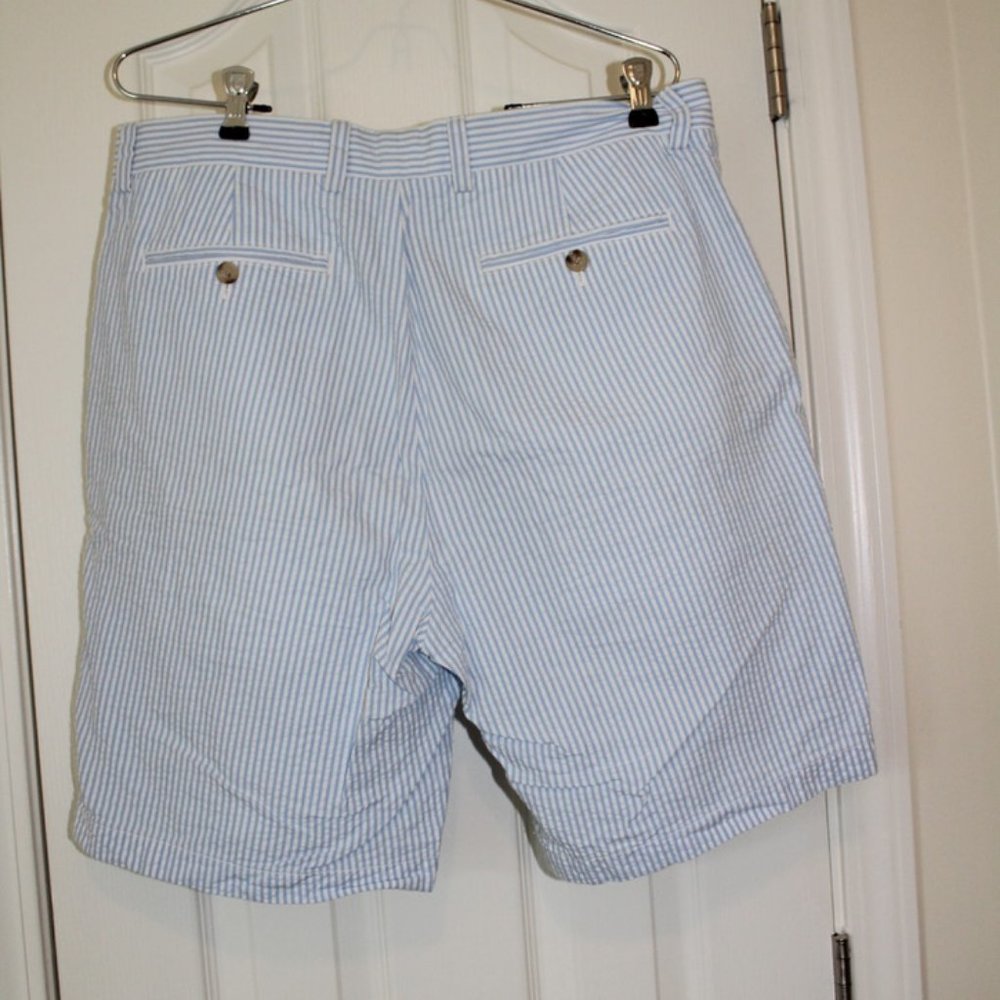 Vineyard Vines Men's Seersucker Shorts - Picture 3 of 6